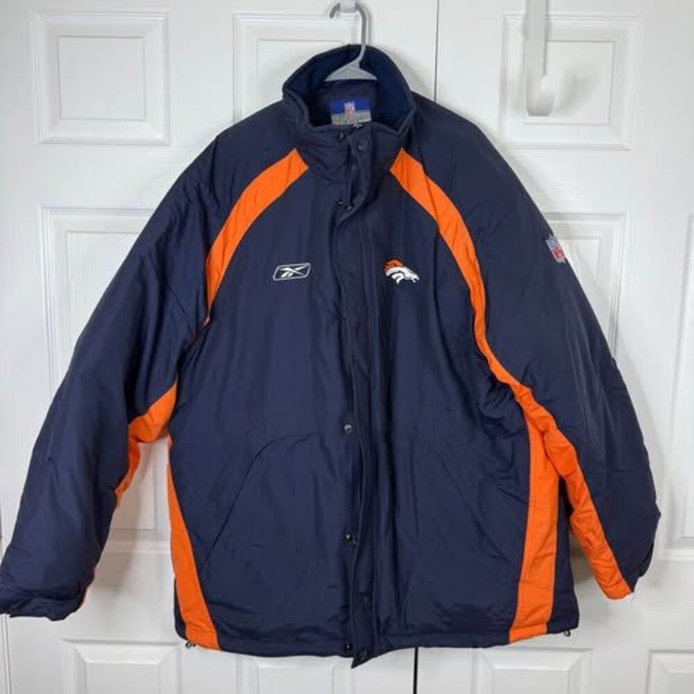 Reebok Denver Broncos NFL On Field Puffer Down Jacket Size XL